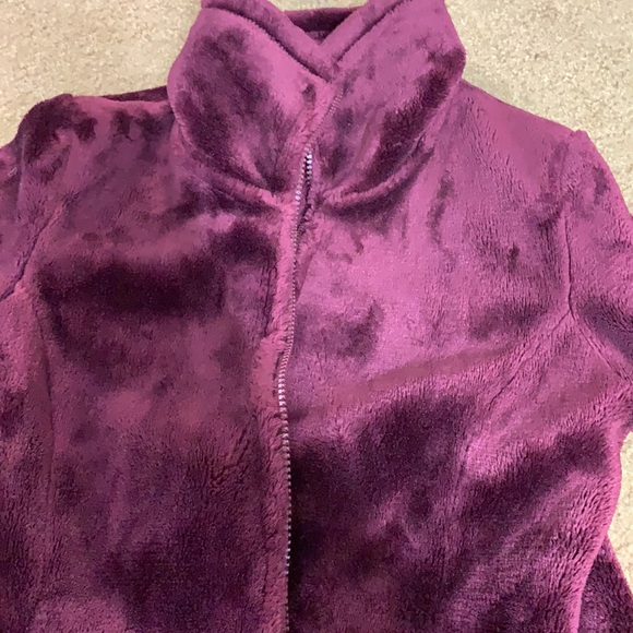 Burgundy faux fur size small 32 degrees heat brand. - Picture 7 of 8